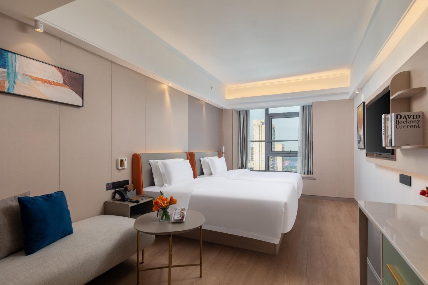 Dossen - Twin Room With City View