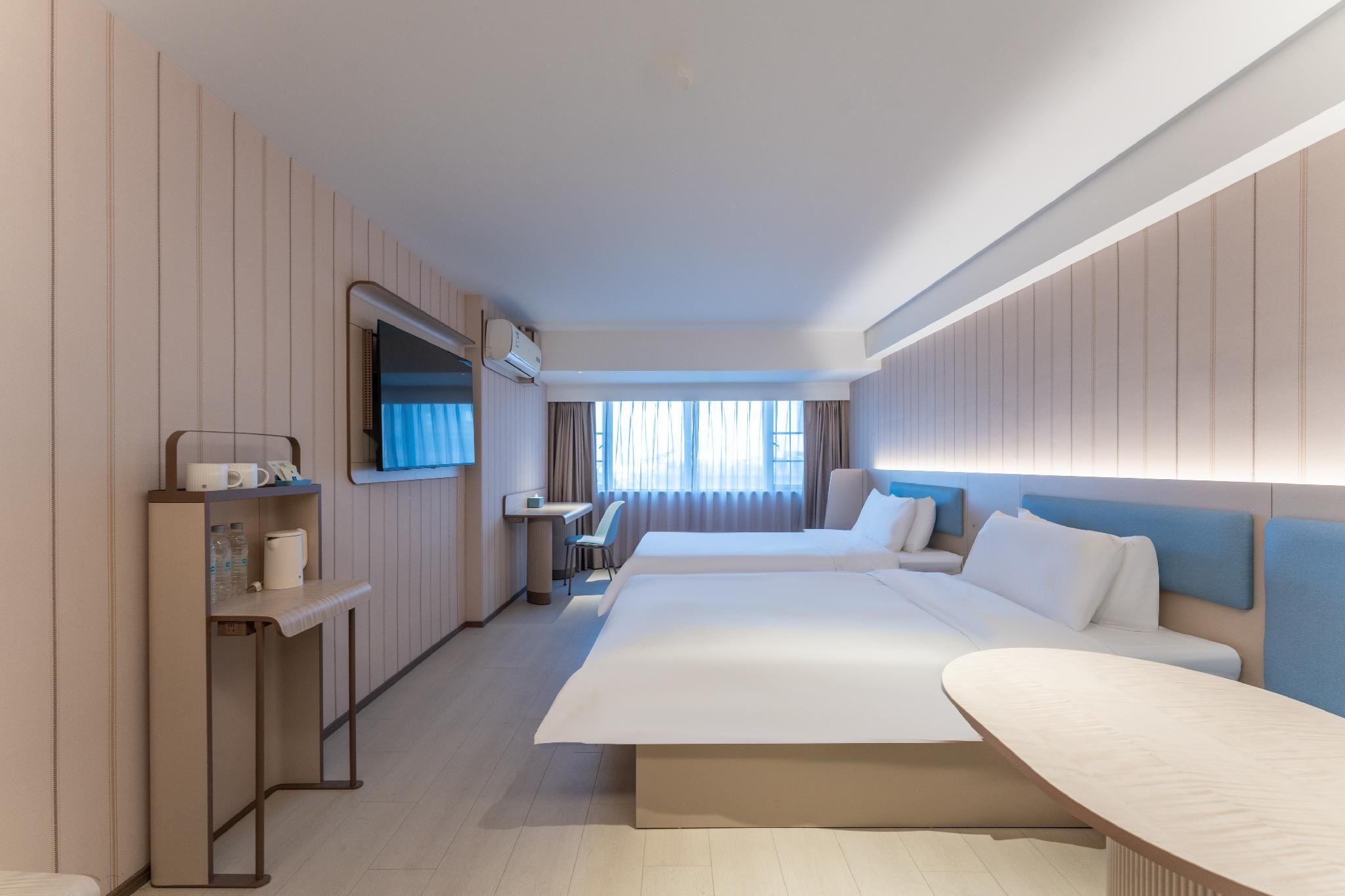 Twin Business Room