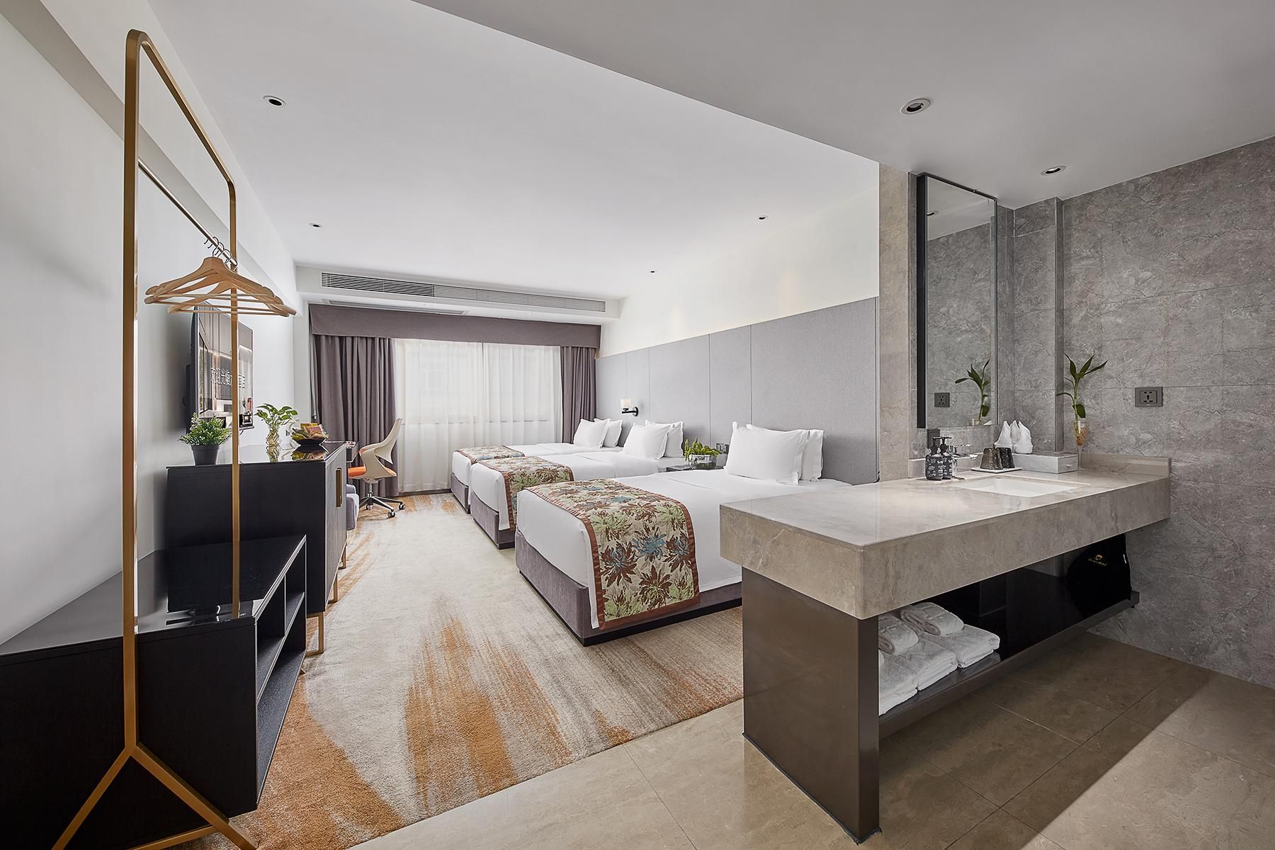 Deluxe Triple Room
