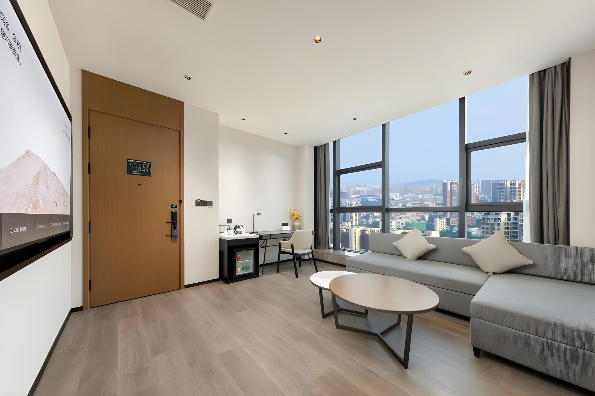 Premier Suite with River View