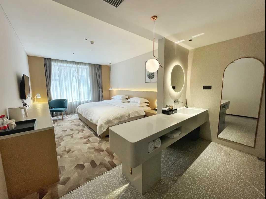 Aomori Hotel (Foshan Shunde Qinghuiyuan Branch) Deluxe Queen Combo