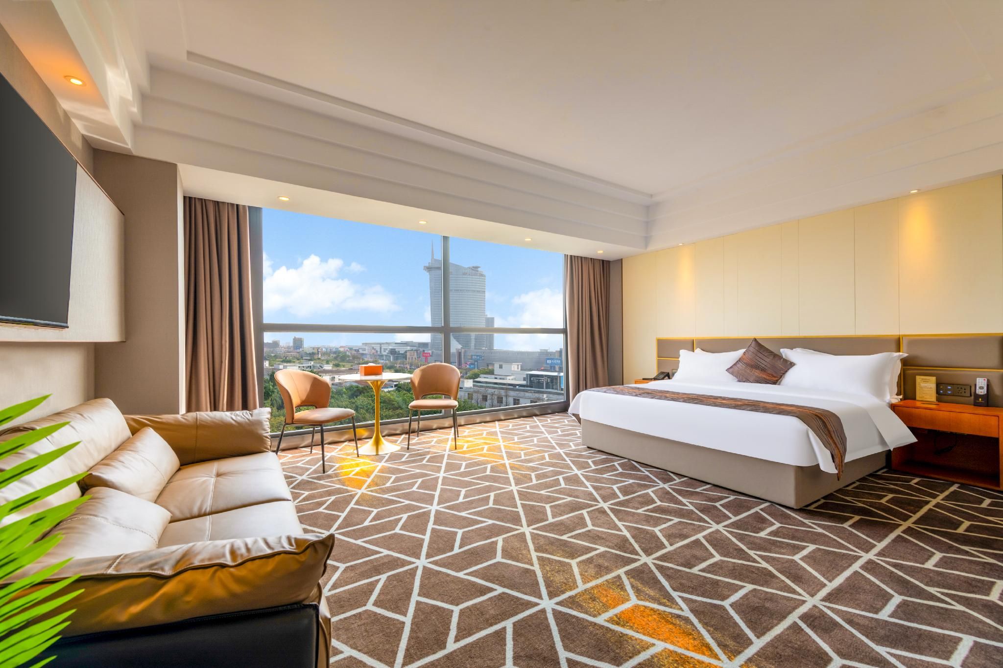 Deluxe Queen Room