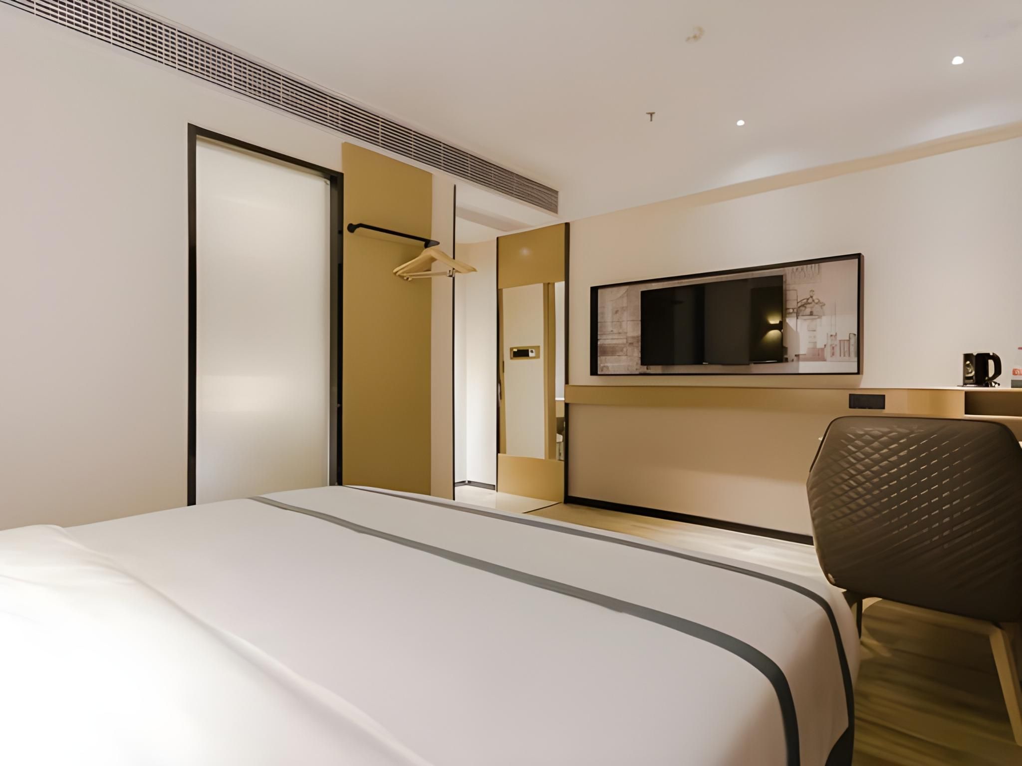 Dossen - Standard Bed Room