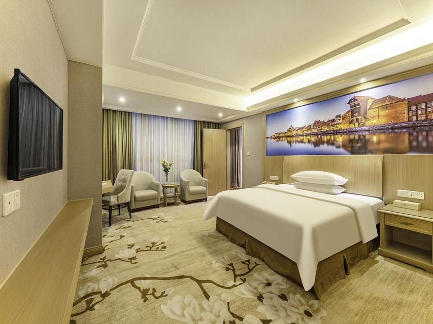 Vienna Hotel Foshan Longjia Exhibition Center Vienna - Functional Chess Suite Room