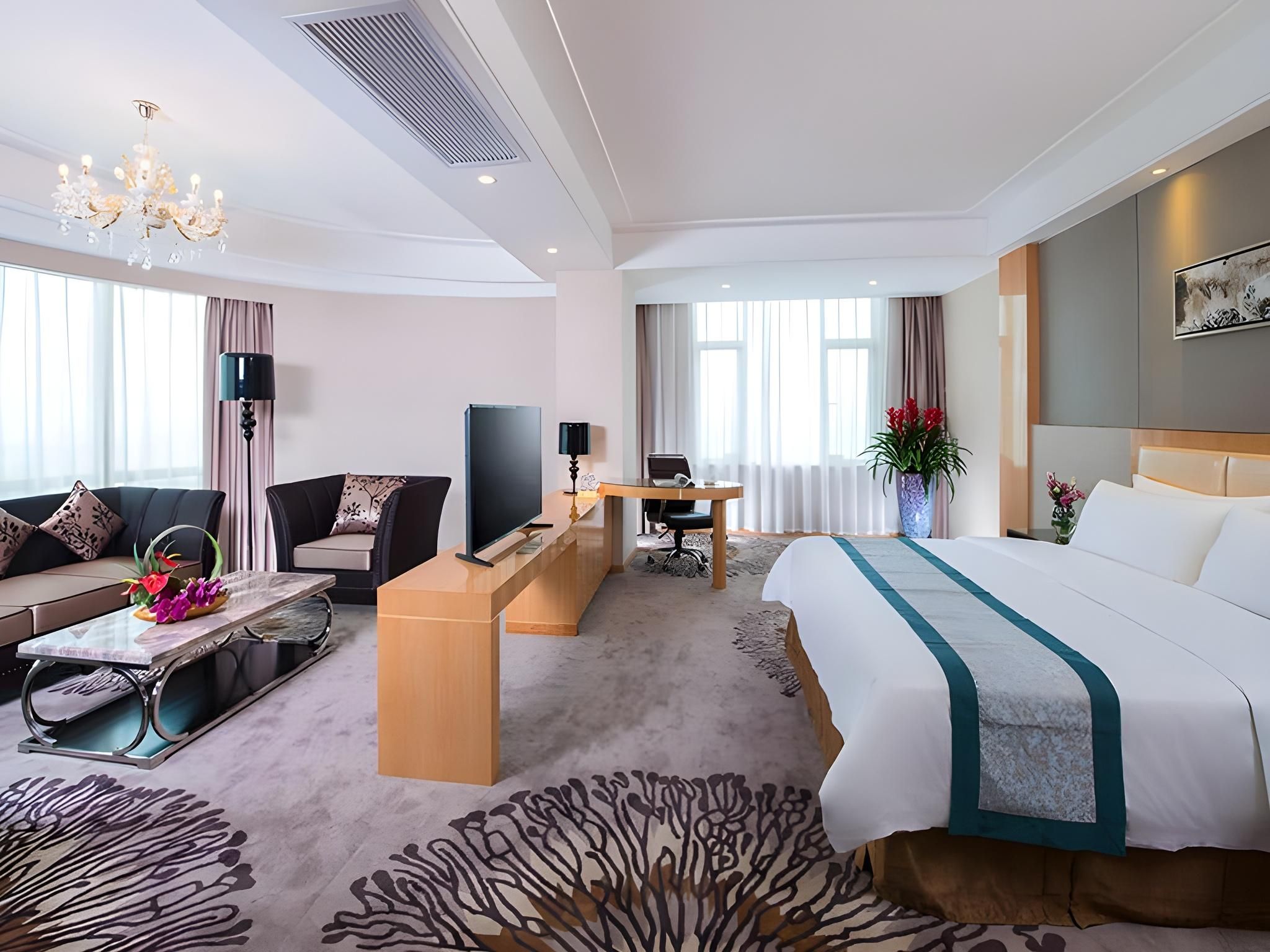 Suite with View