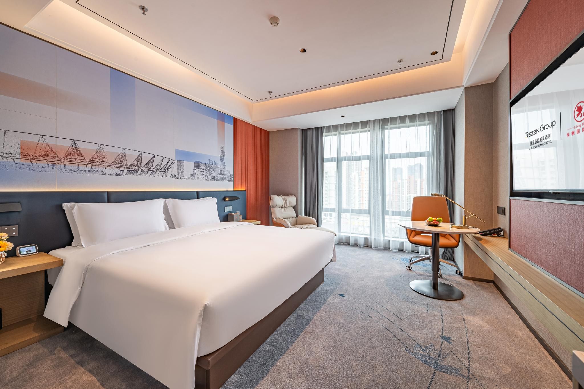 Deluxe Queen Queen Room