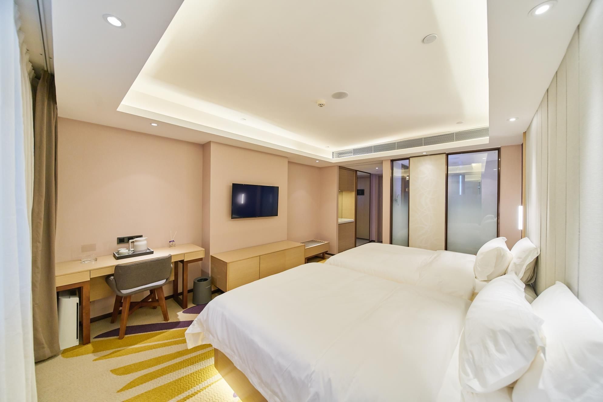Twin Deluxe Room