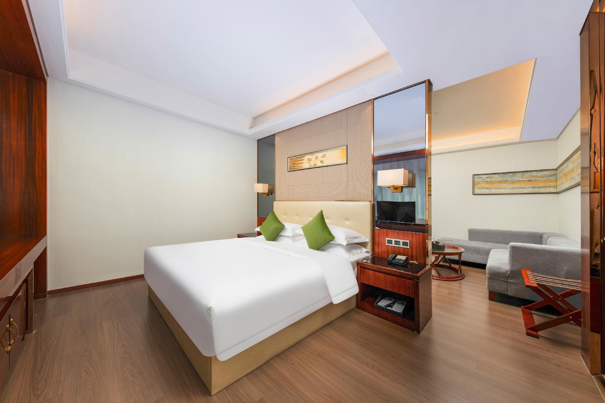Boutique Suite