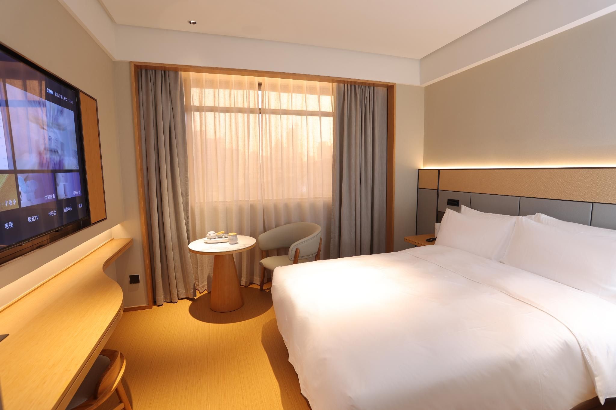 Huazhu - Superior BedRoom