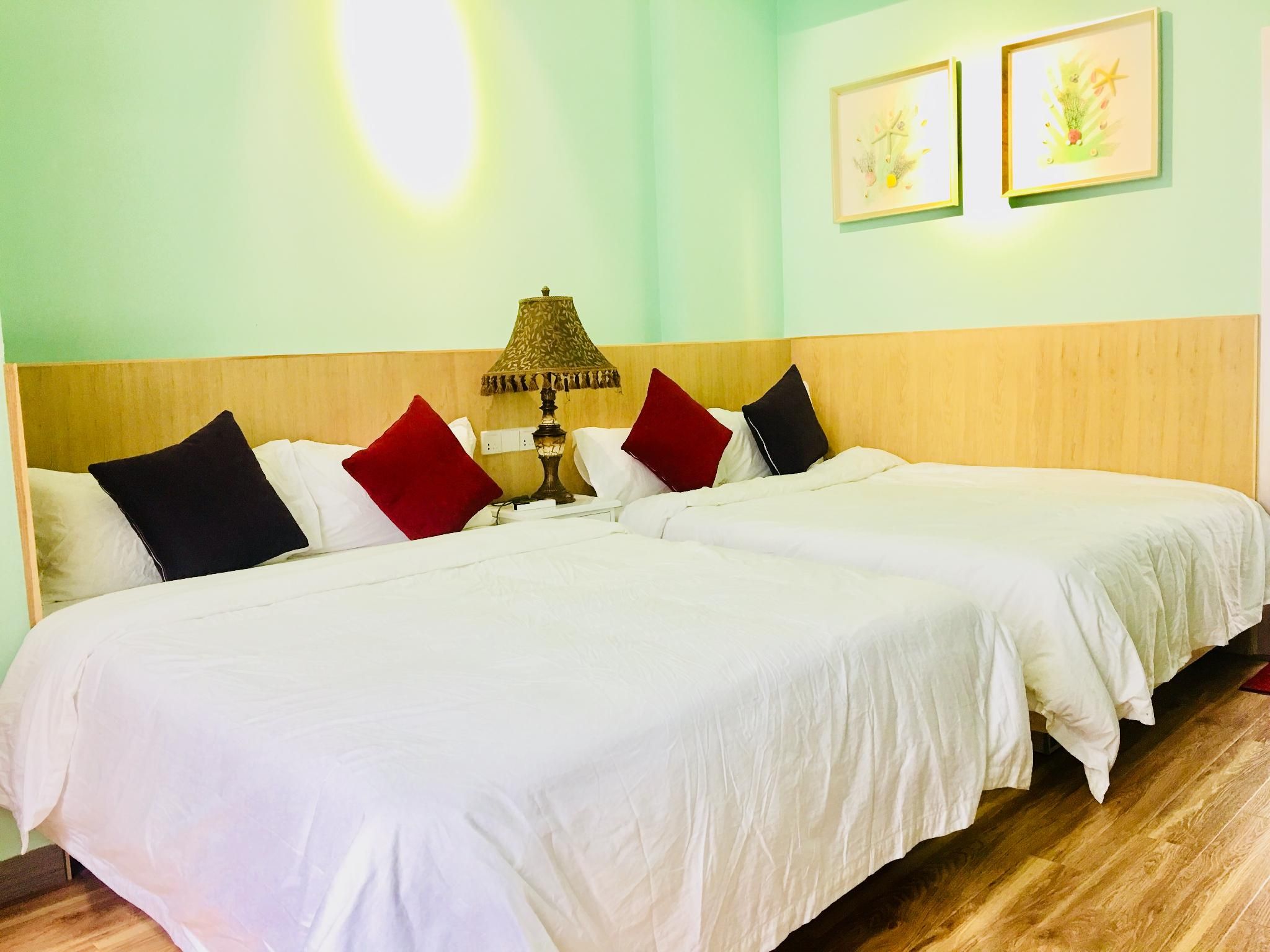 Deluxe King Double Room