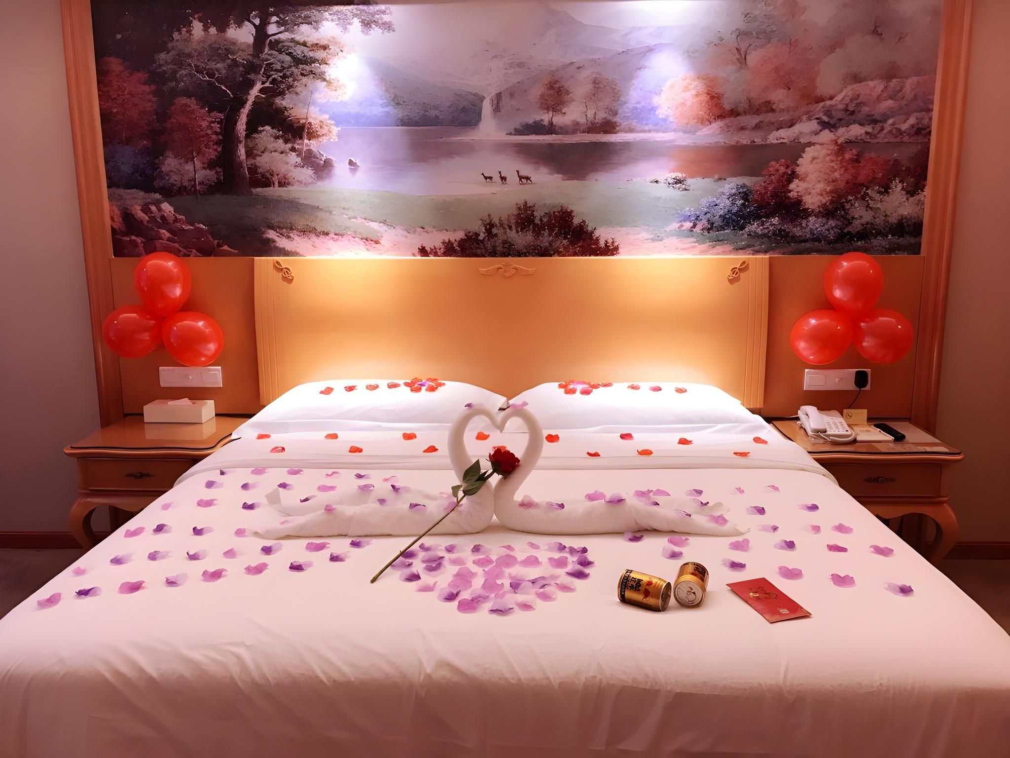 Vienna - Romance Themed Bed Room