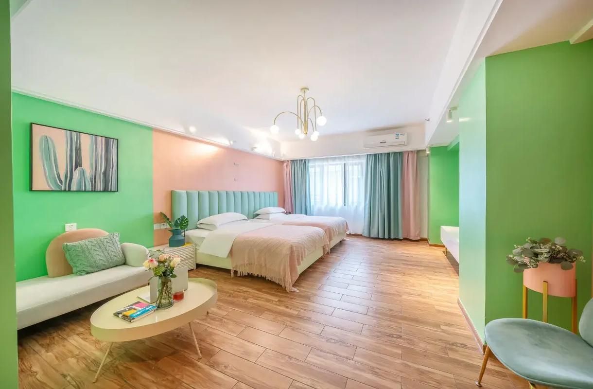 Zero Pressure Twin Room