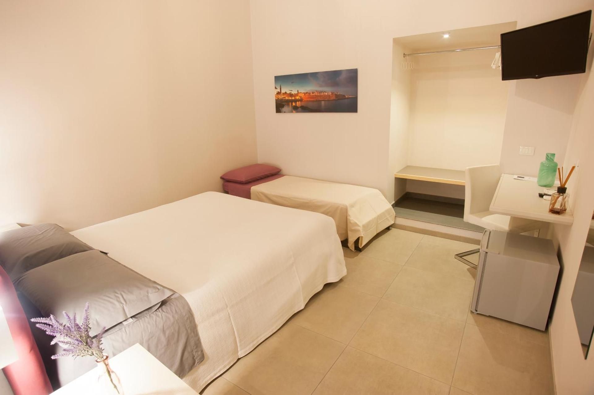 Comfort Triple Room
