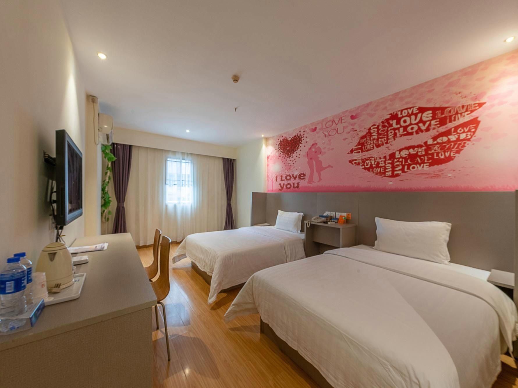 Select Twin Room