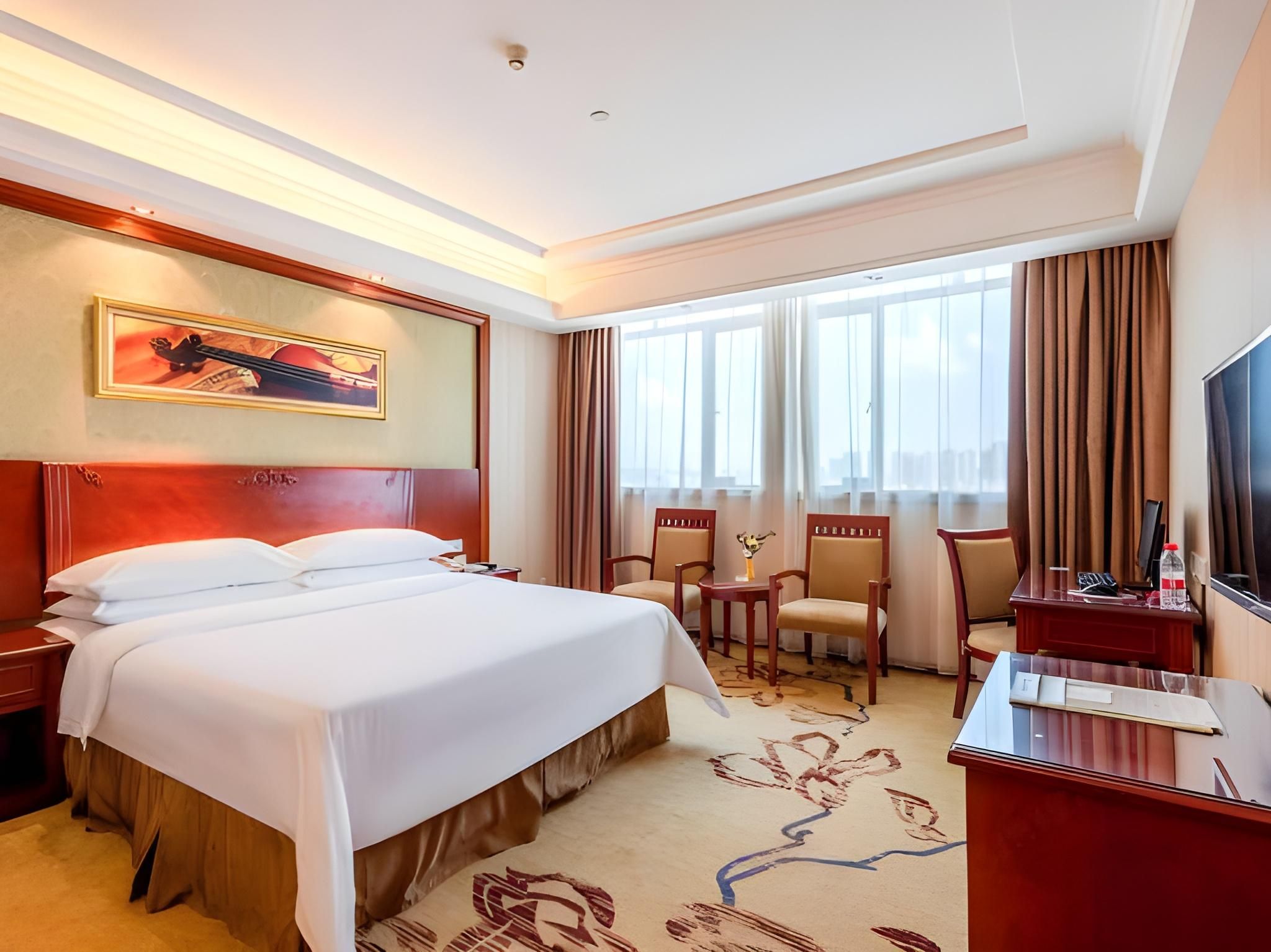 Double Room with Mah-jongg Table