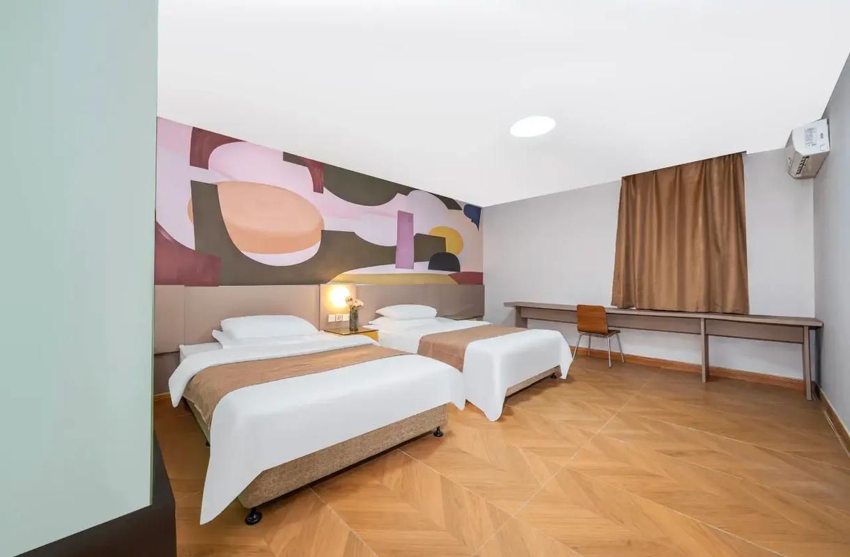 Dossen - Business Twin Room
