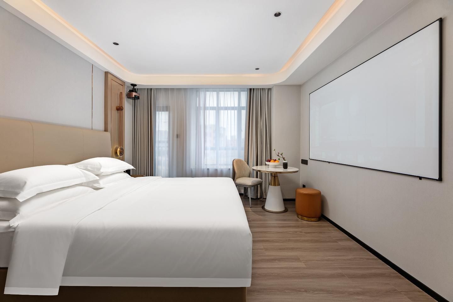 Superior Cinema Queen Room