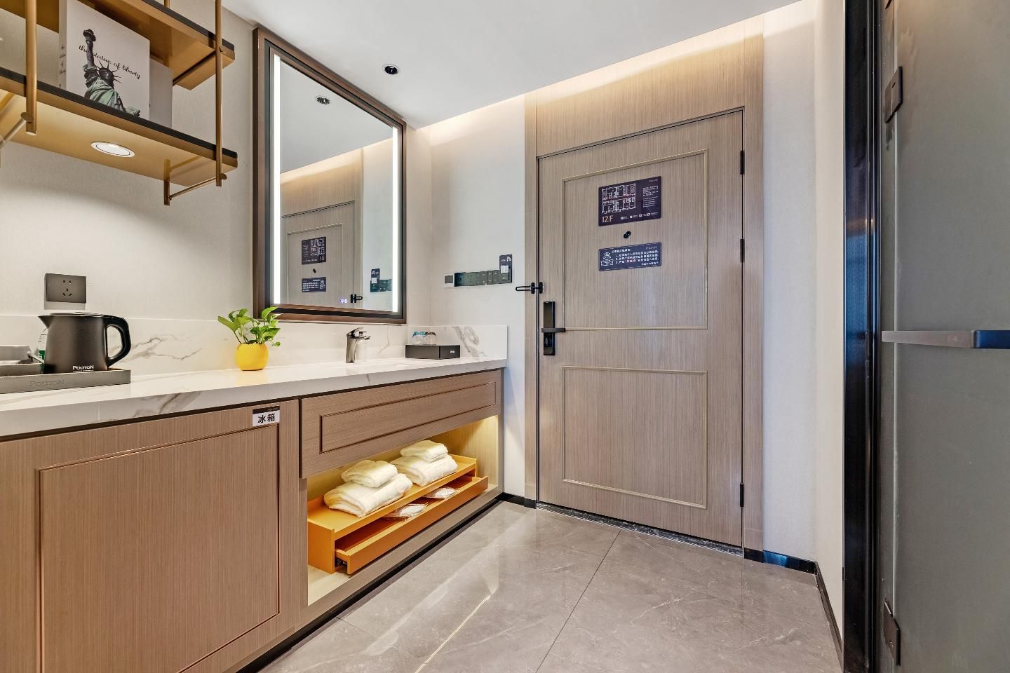 Dossen - Superior 1 Bed, with View