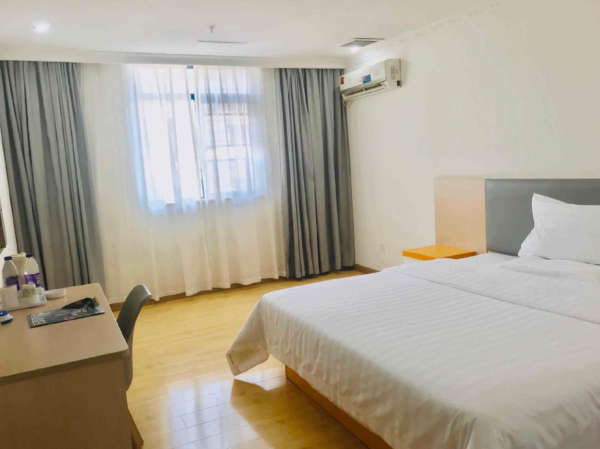 WH - Traditional Bed Room