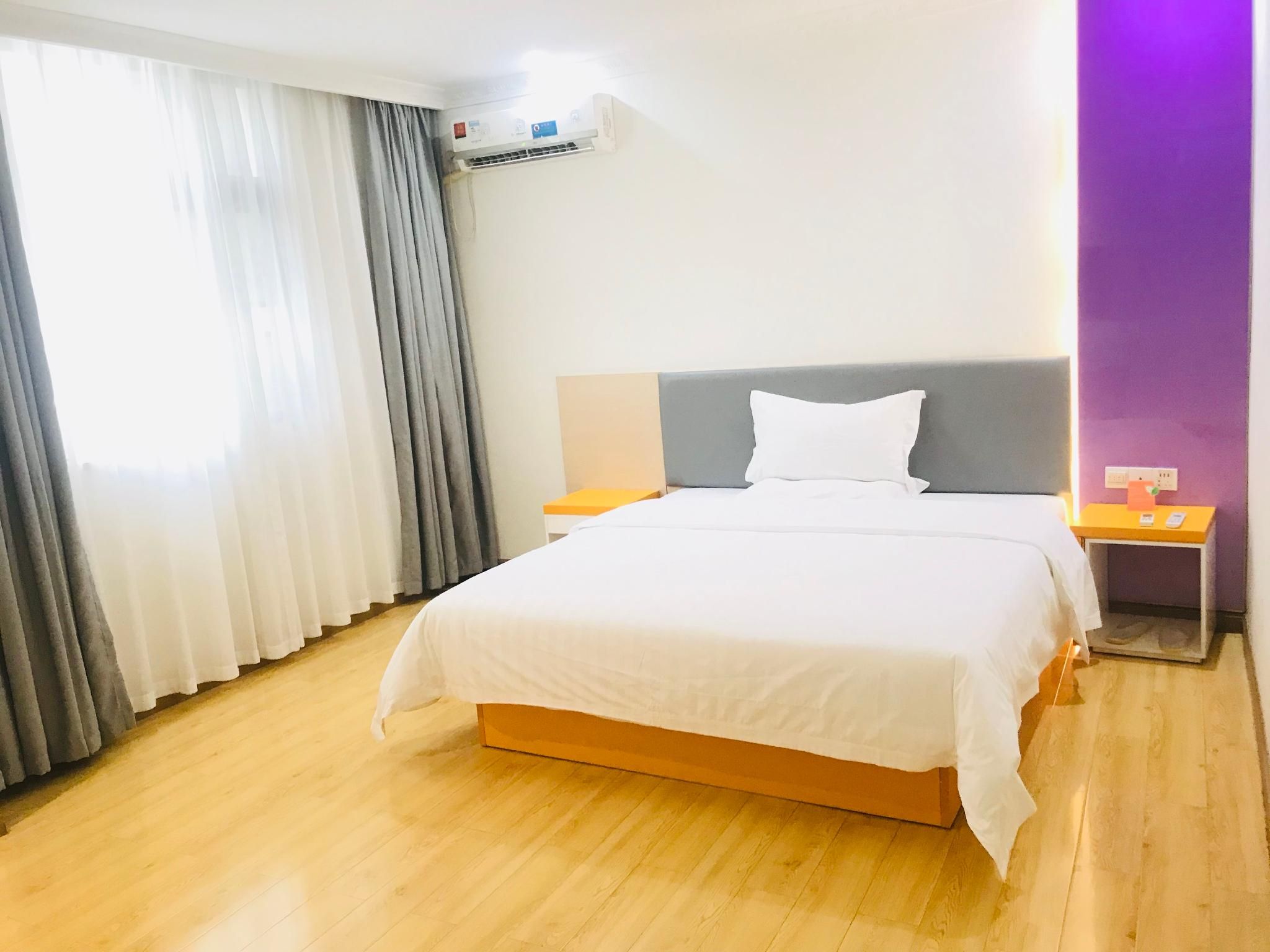 7 Days - Suite Room