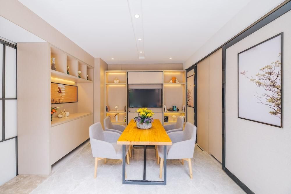 51a0856ac72f65186ea5f2560c3a6012