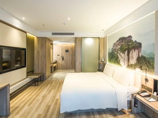 Executive room, Guest room, 1 Queen