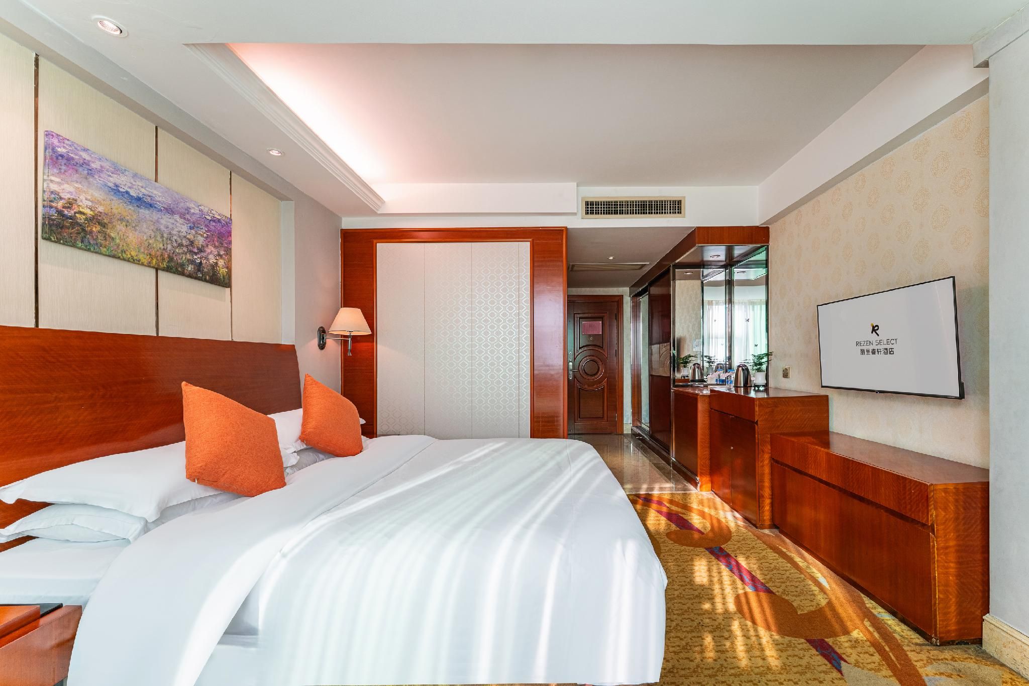 Big Room
