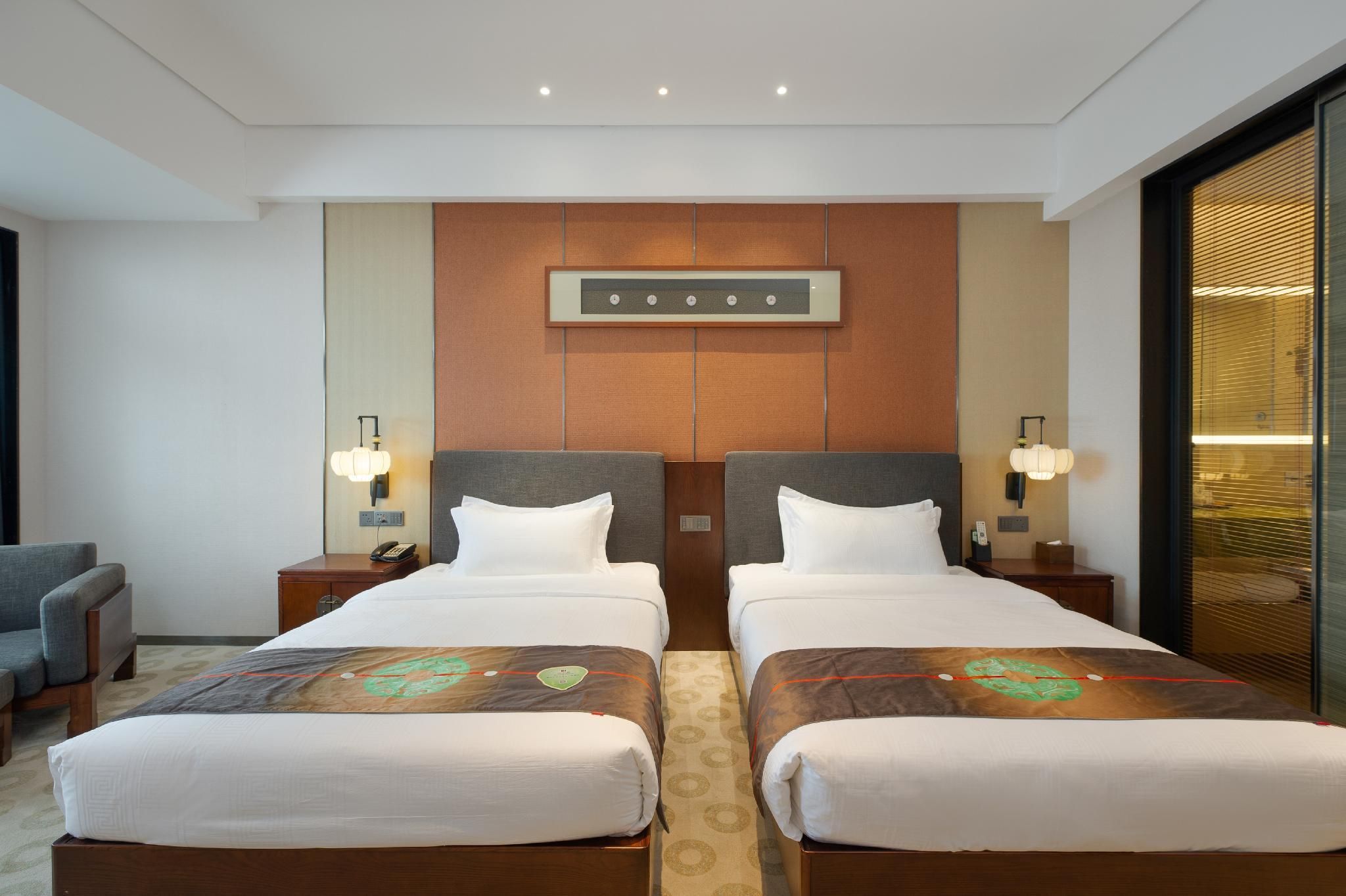 Zero Pressure Twin Room