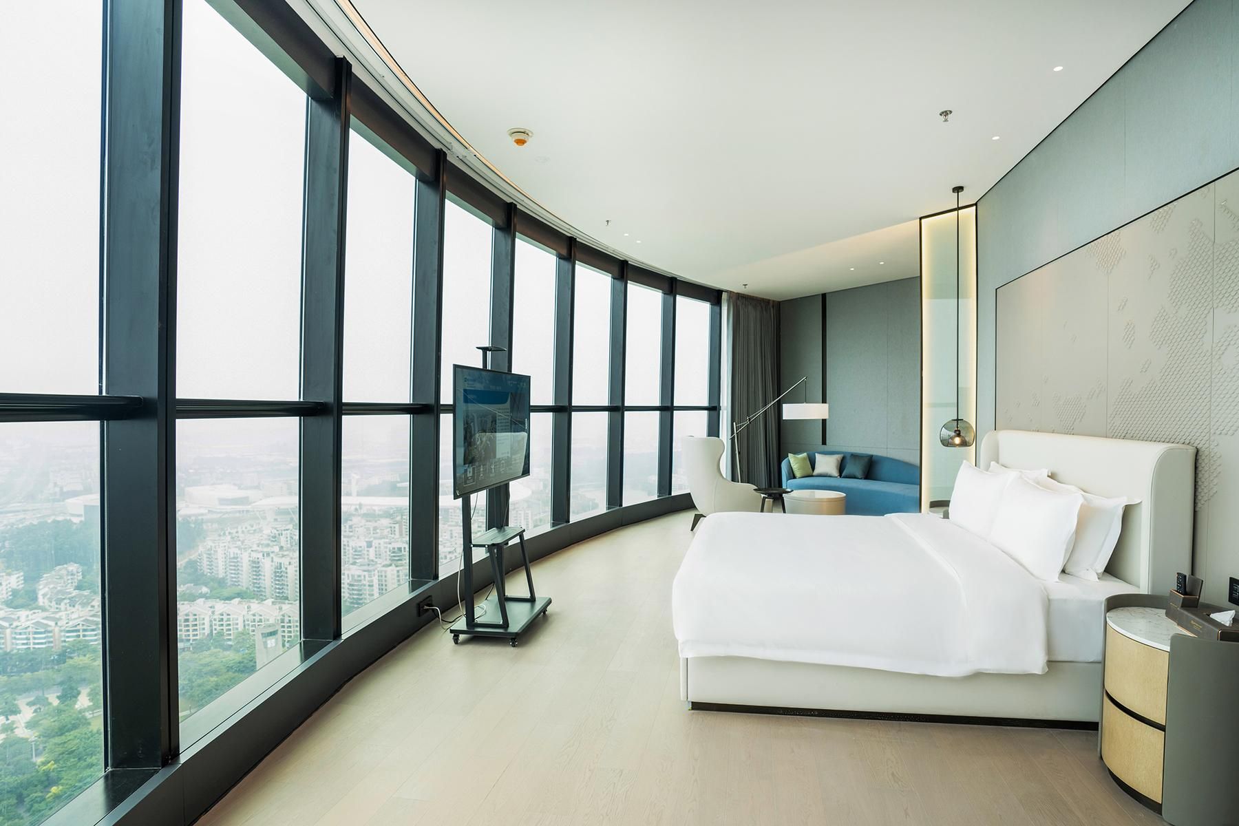 1 King Bed, Deluxe Executive Room, Non-Smoking