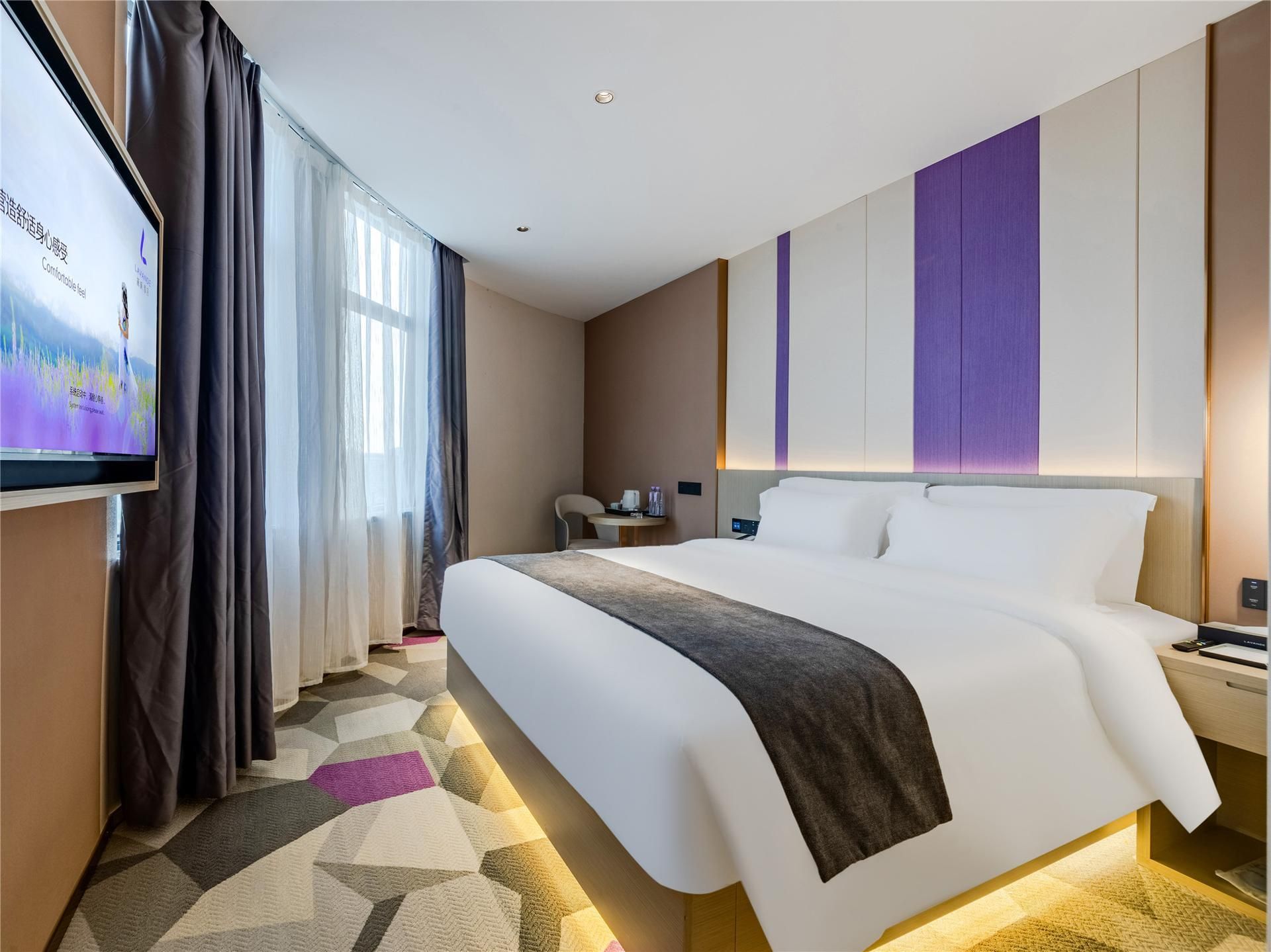 WH - Deluxe Bed Room