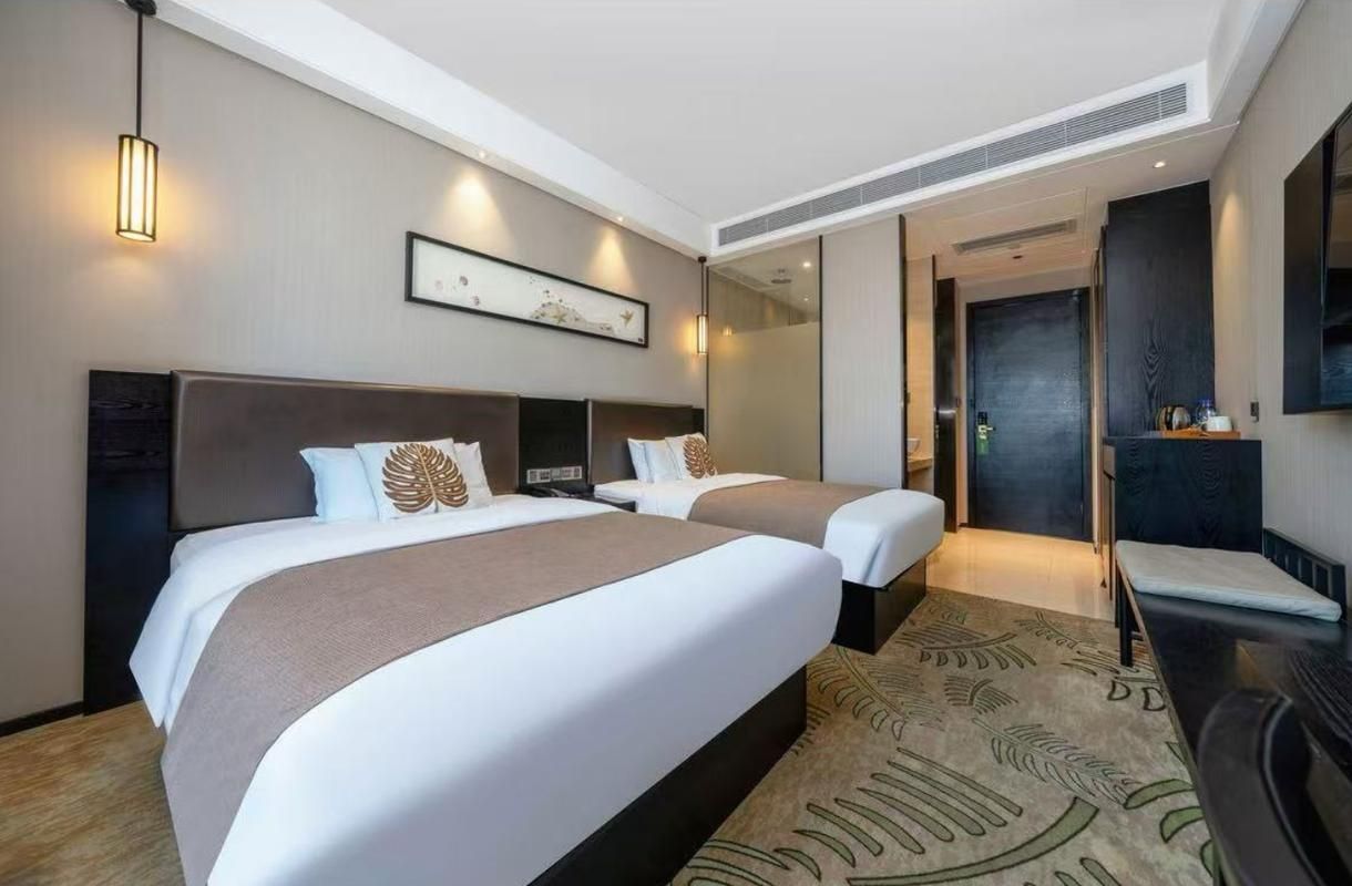 King Twin Room With City View