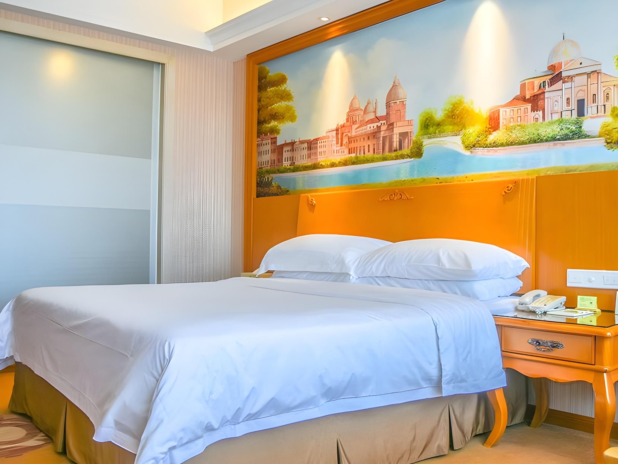Vienna Hotel Foshan Qiandeng Lake Metro Station WH - Superior Bed Room 2