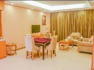 Vienna - Functional Chess Suite Room