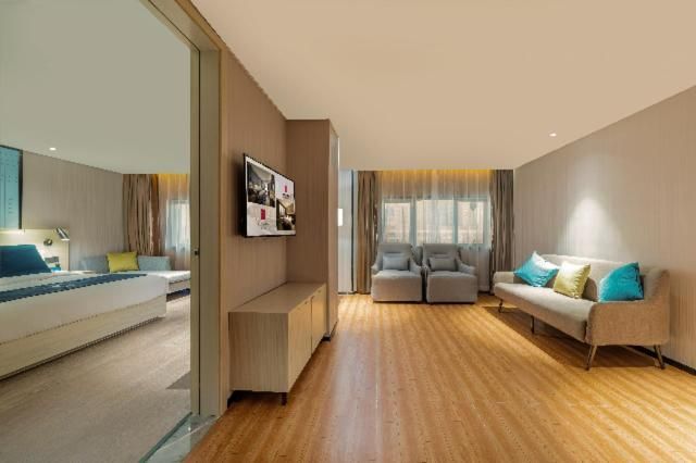 Dossen - Executive Suite