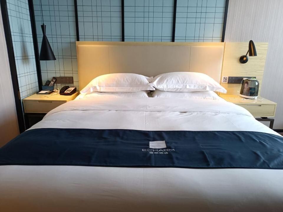 Dossen - Standard Bed Room
