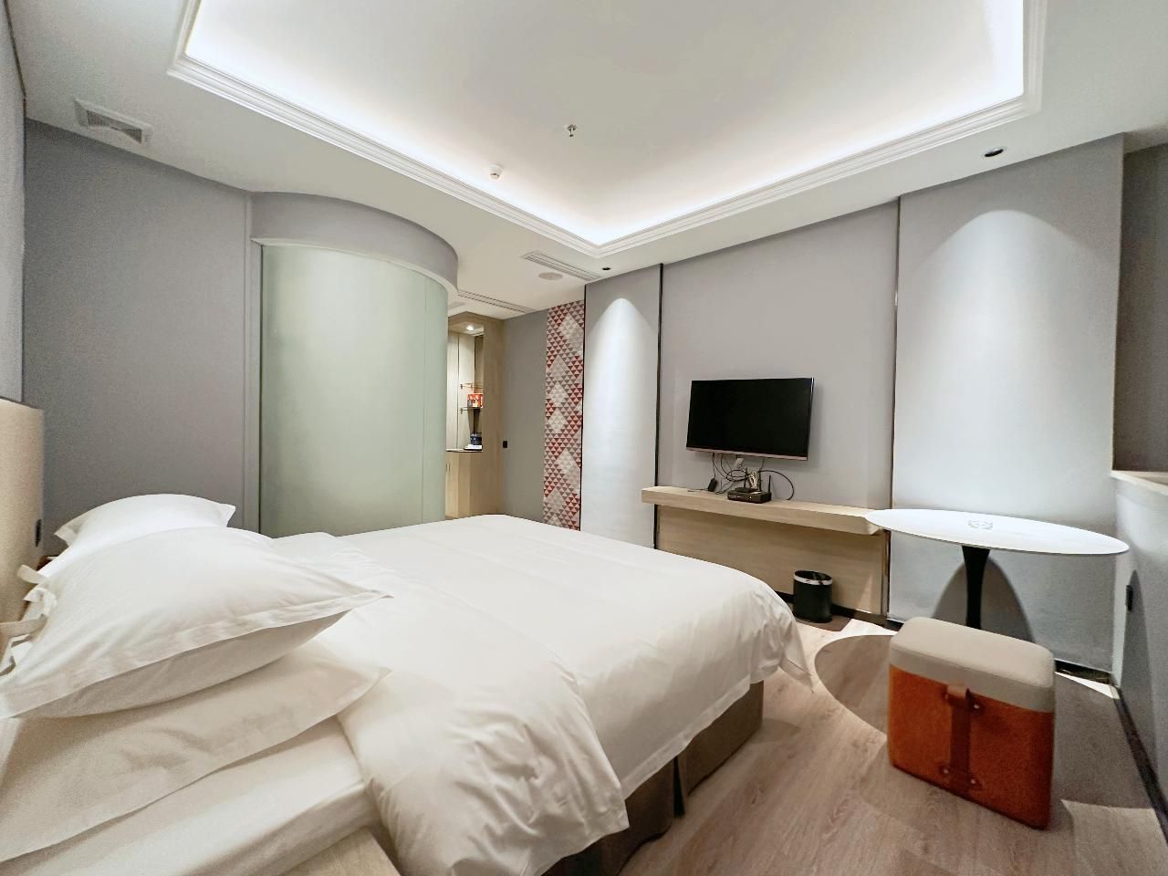Dossen - Standard Bed Room