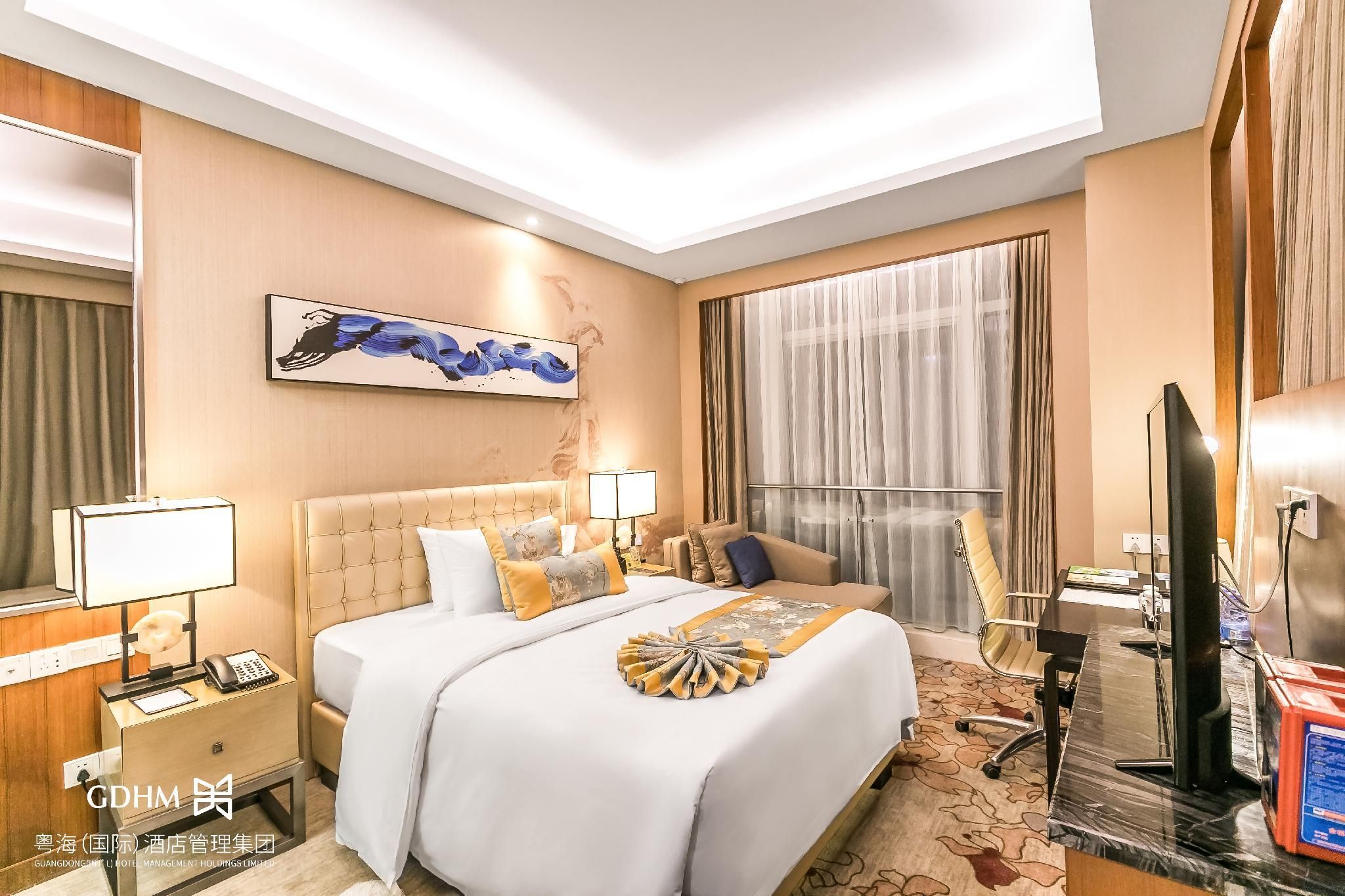 Standard King Room