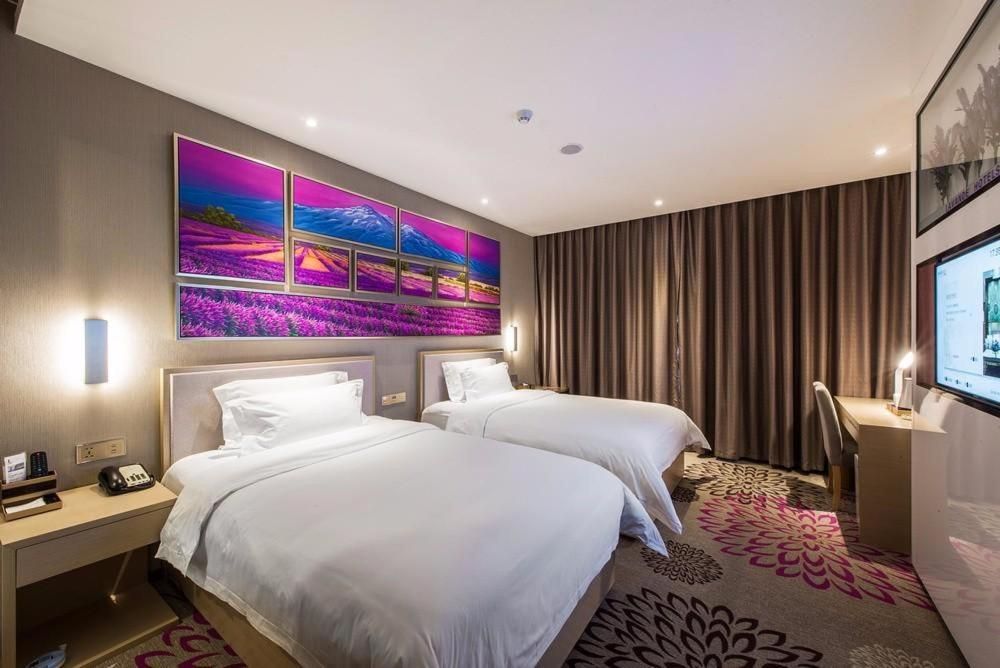 Twin Deluxe Room