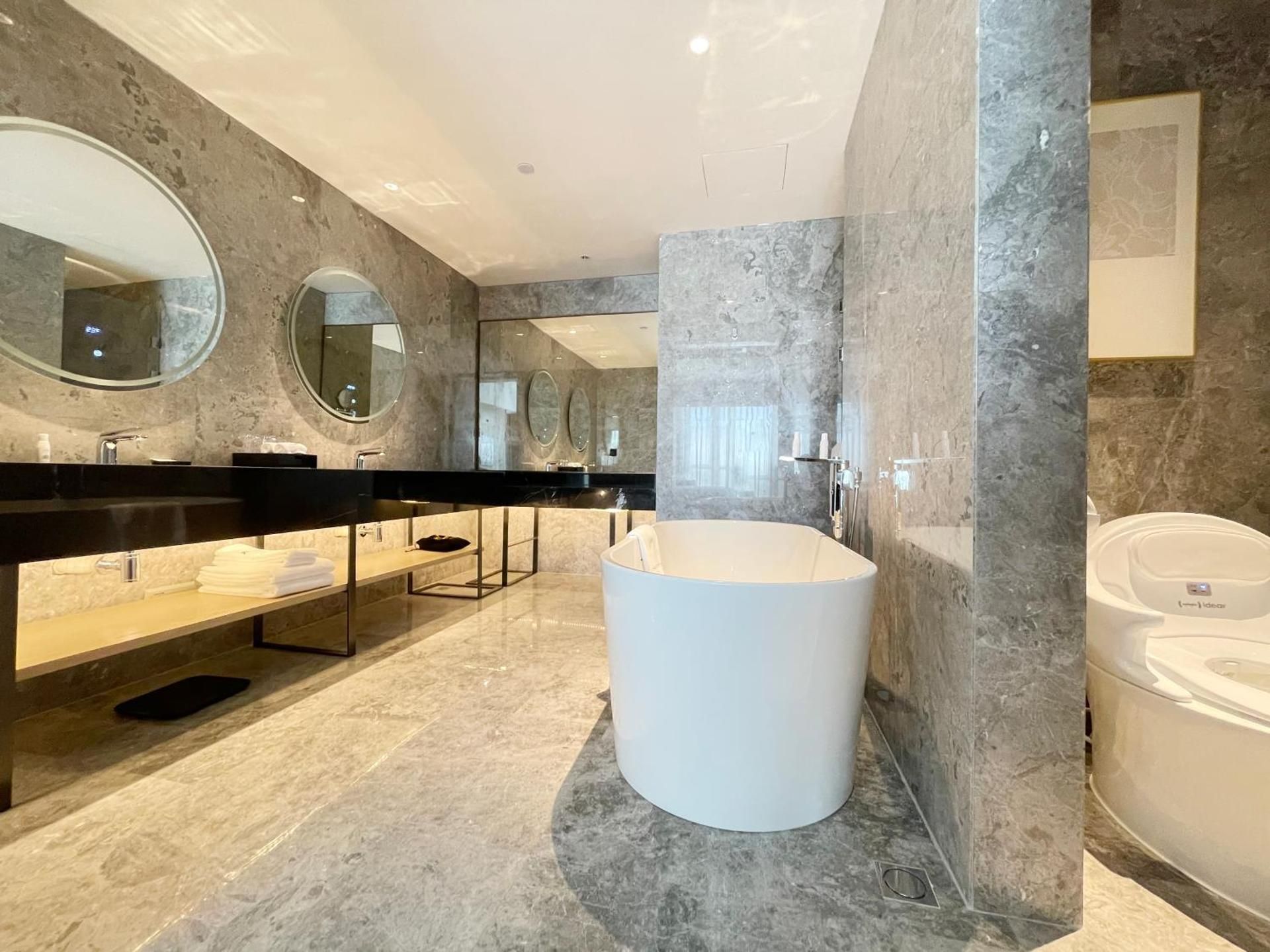 River View Suite