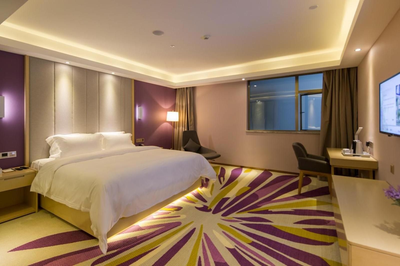 Deluxe King size bed Room