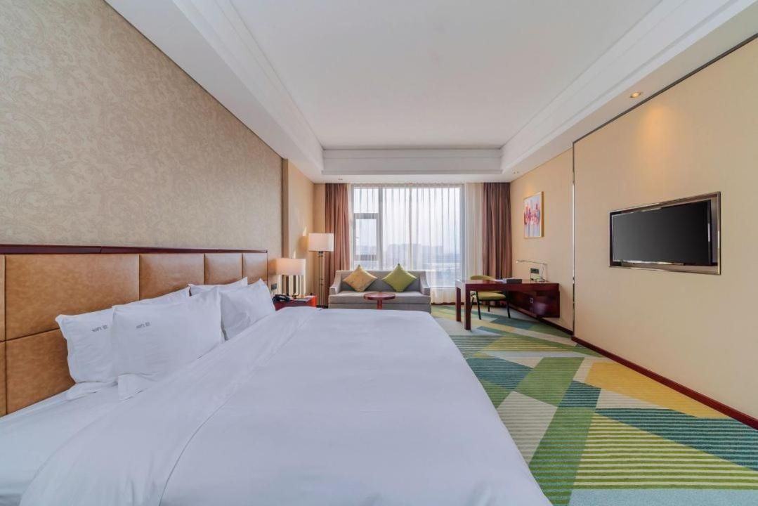 Superior King Room - Non-Smoking