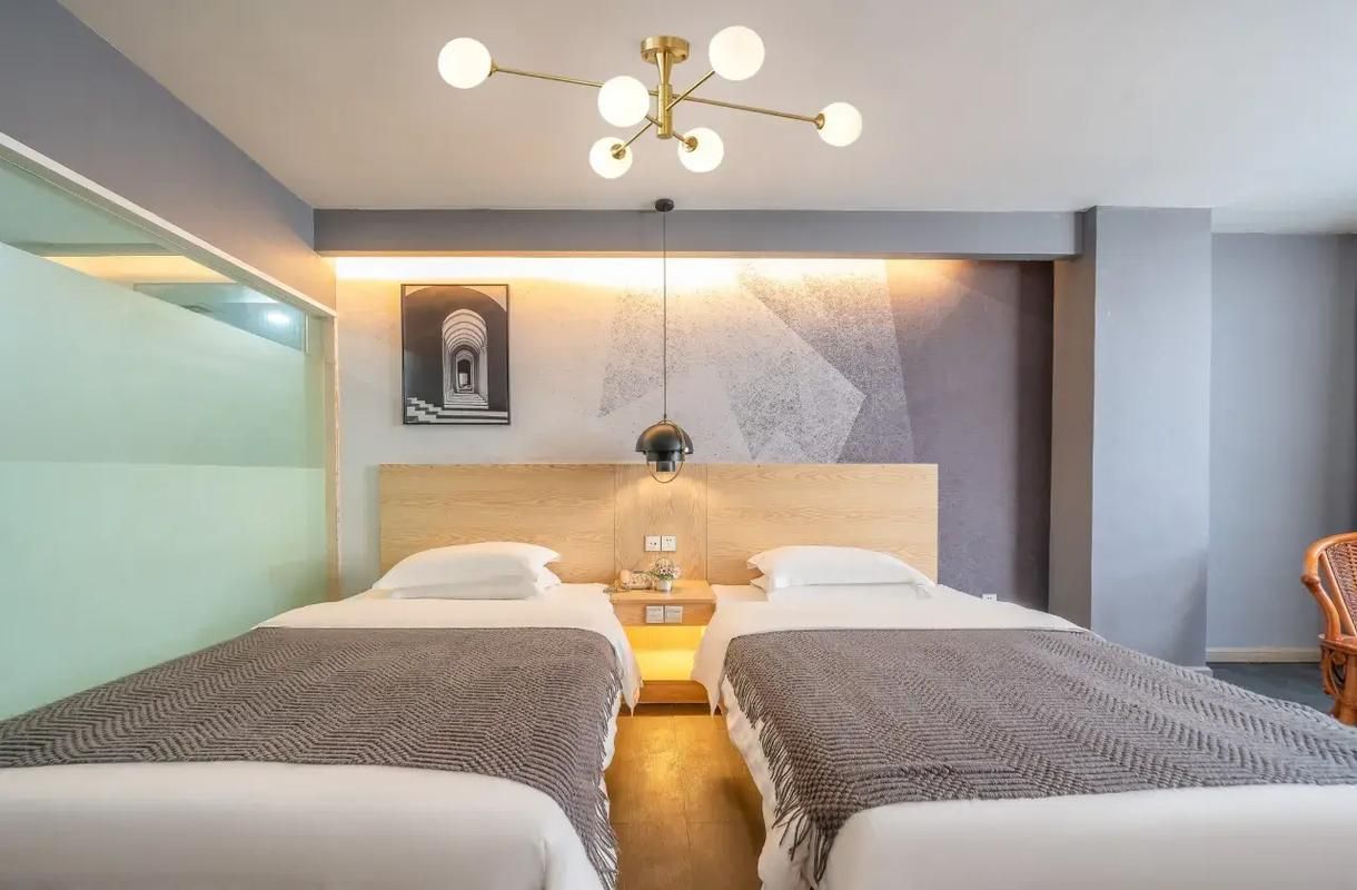 2 Bed Twin Superior Room