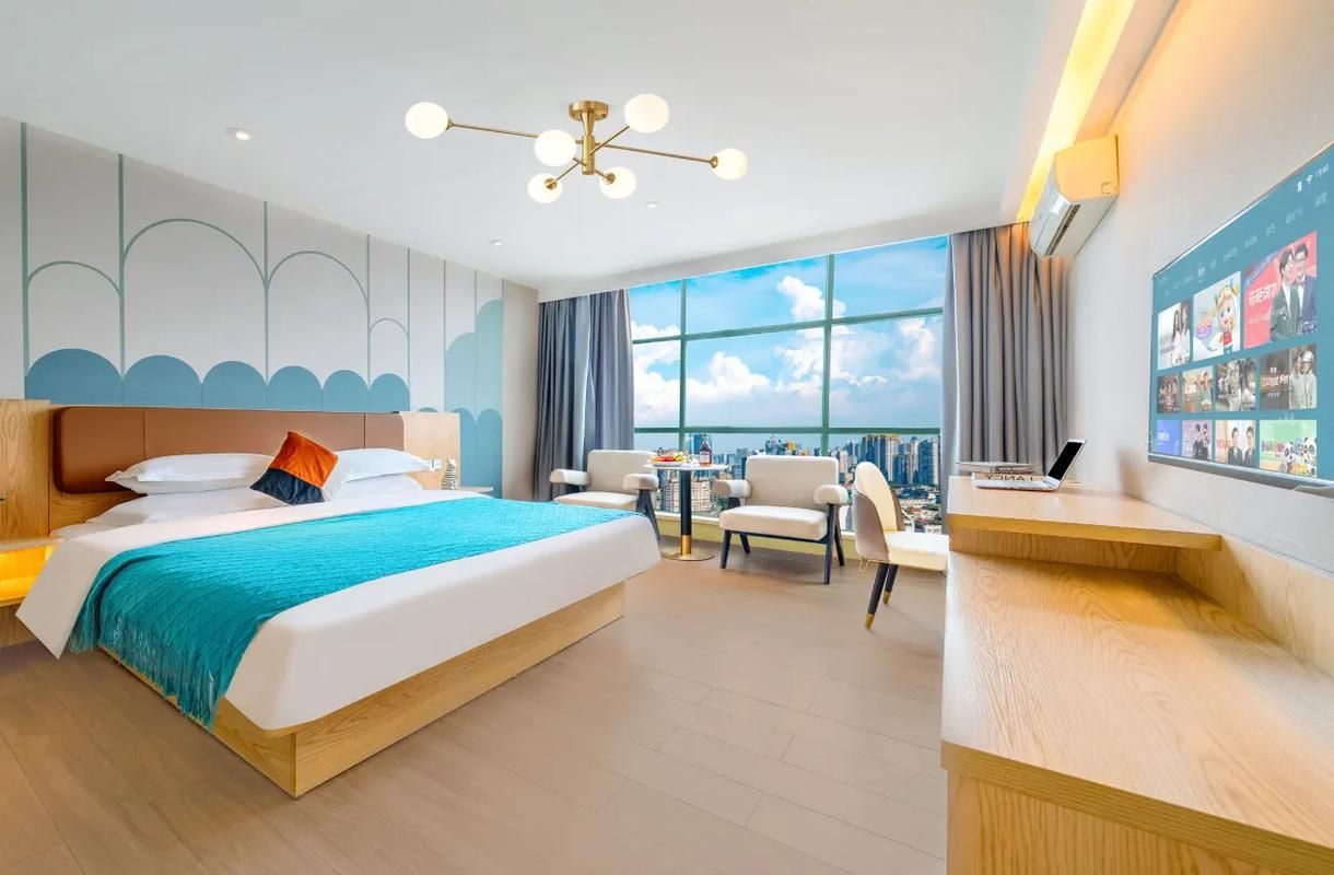 WH - Deluxe Bed Room