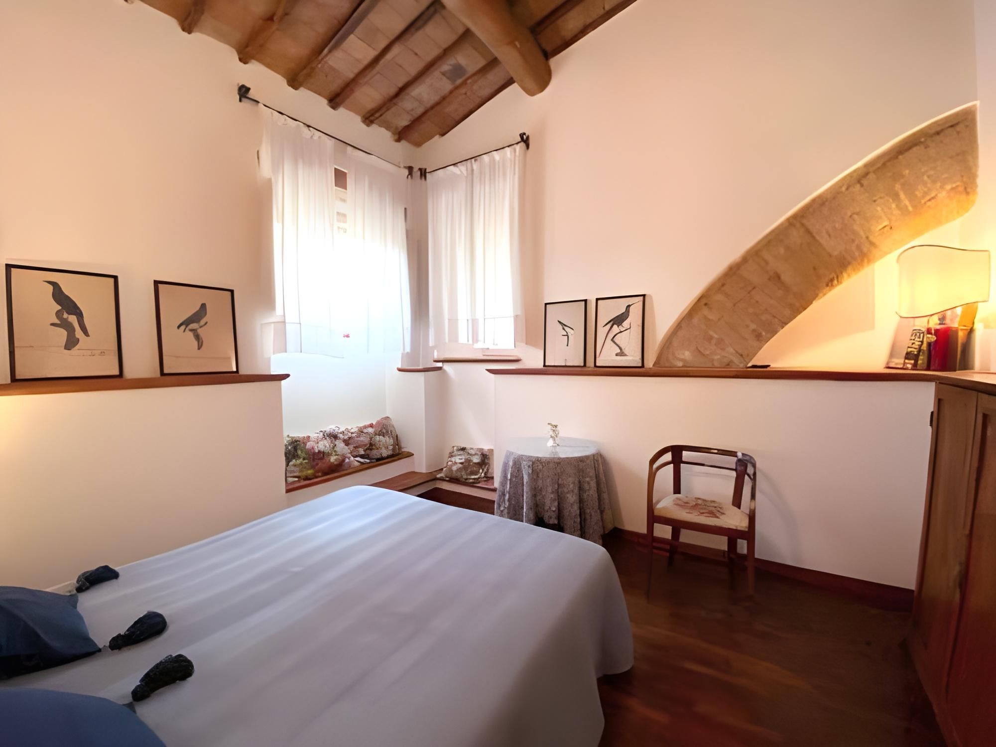 Suite-Bagno condiviso-Bagno privato-Vista città-junior suite