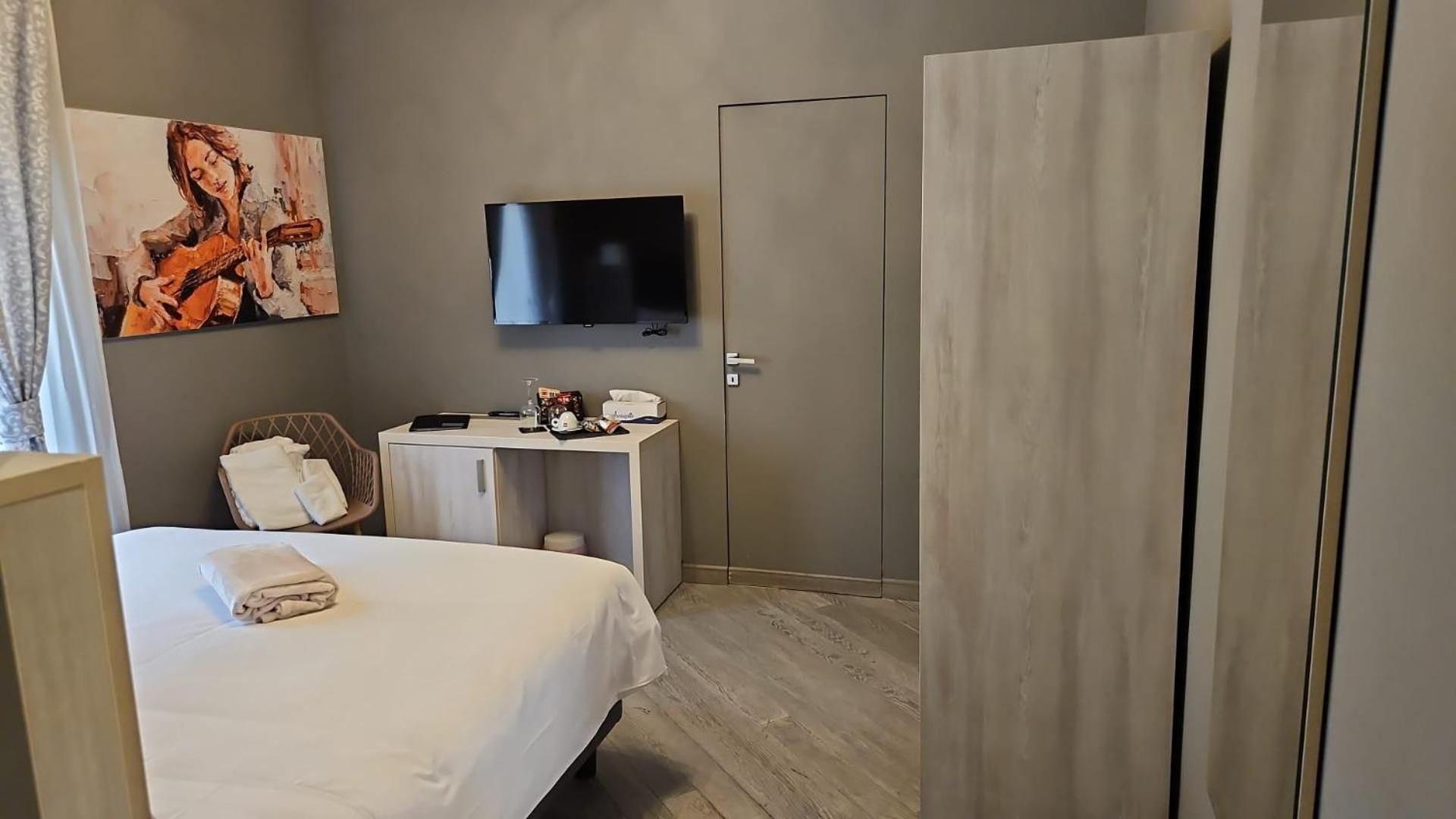 Double Room with Private Bathroom