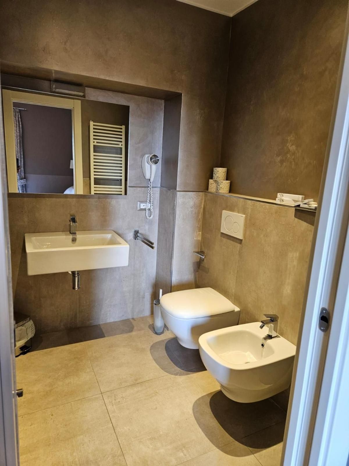 Double Room with Private Bathroom