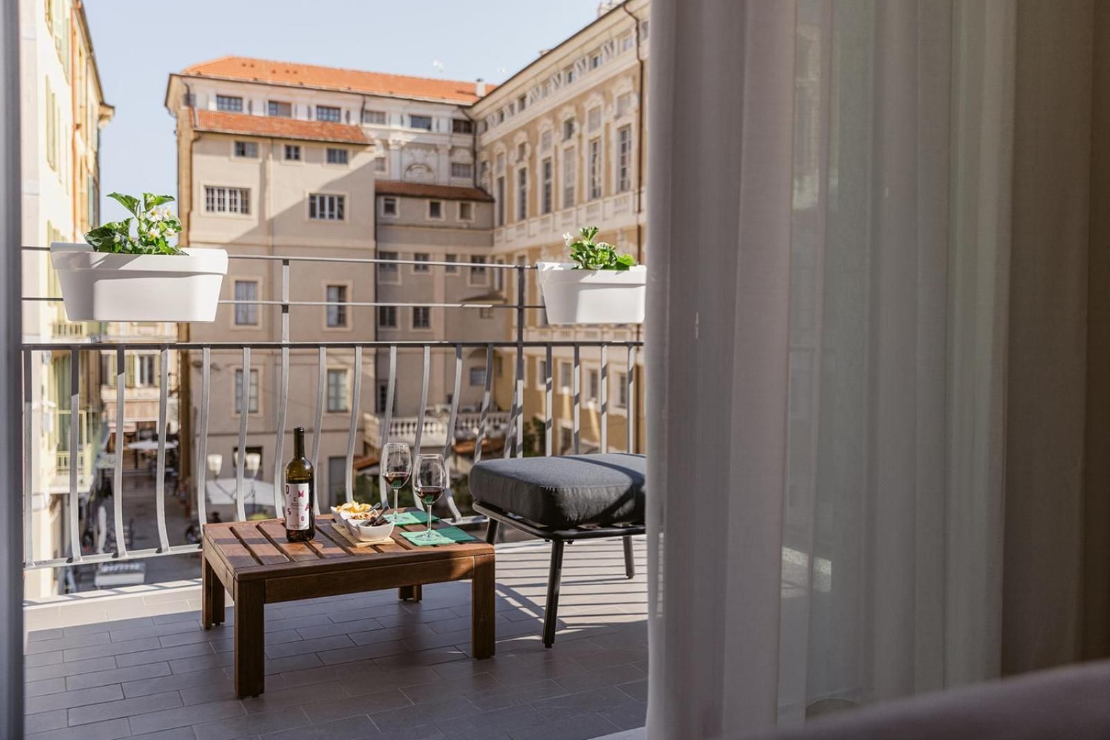 Triple Room with Terrace