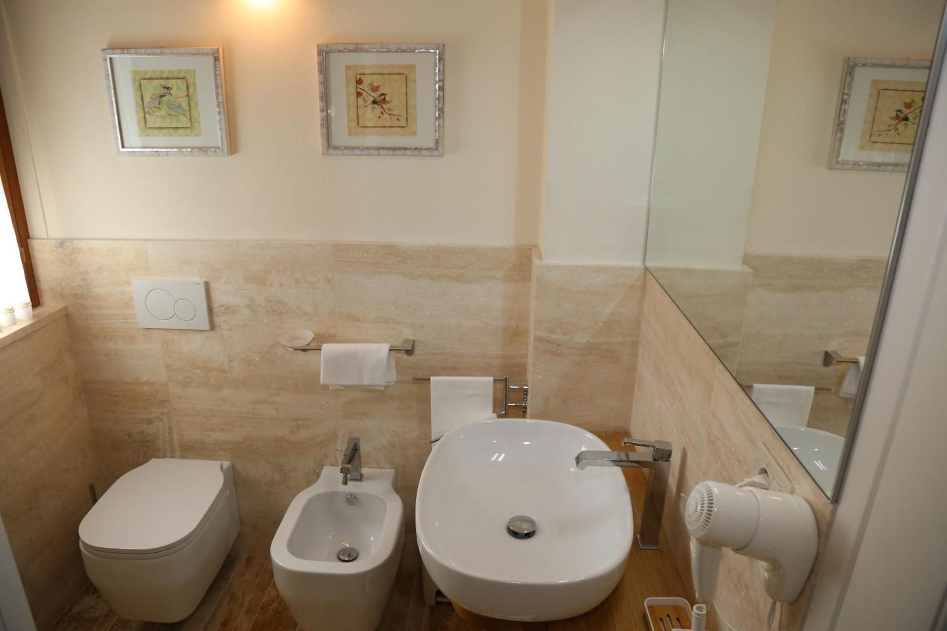 Two-Bedroom Apartment with Garden