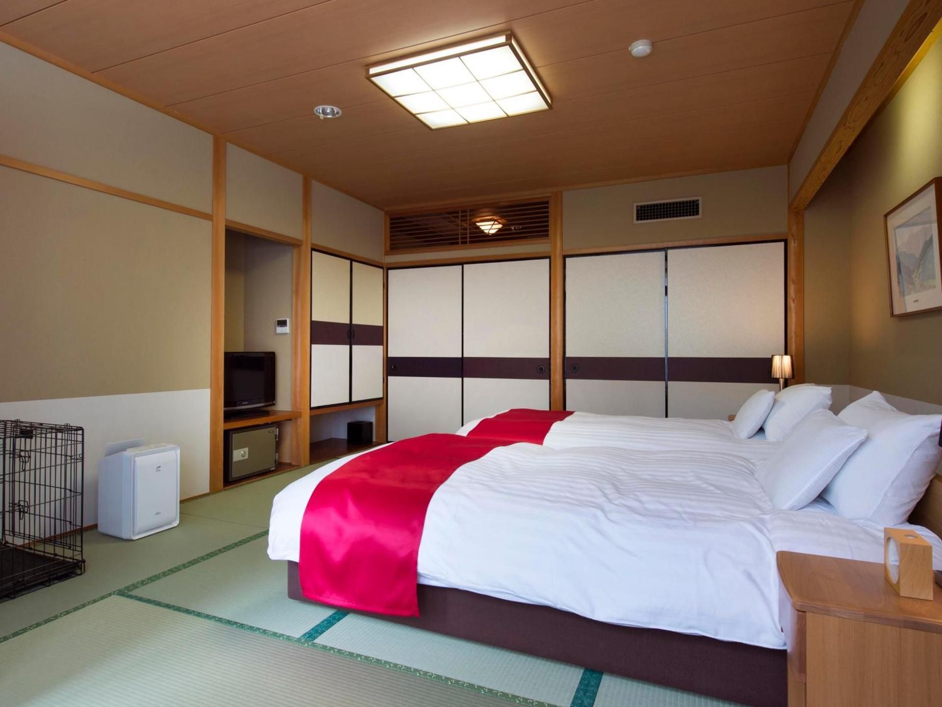 Japanese Modern Twin Room