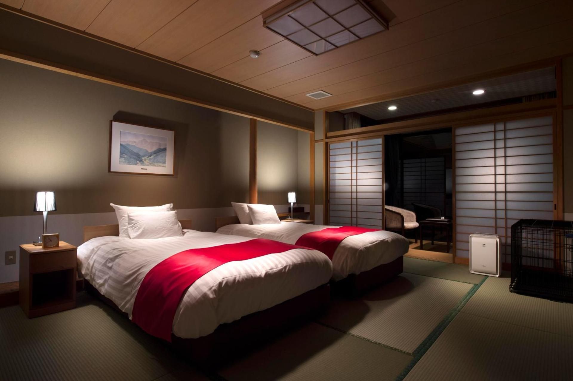Japanese Modern Twin Room